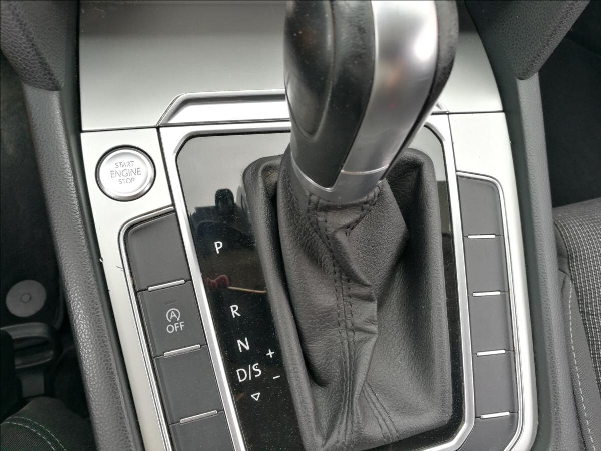 Volkswagen Passat Kombi 2,0 l 110 kw