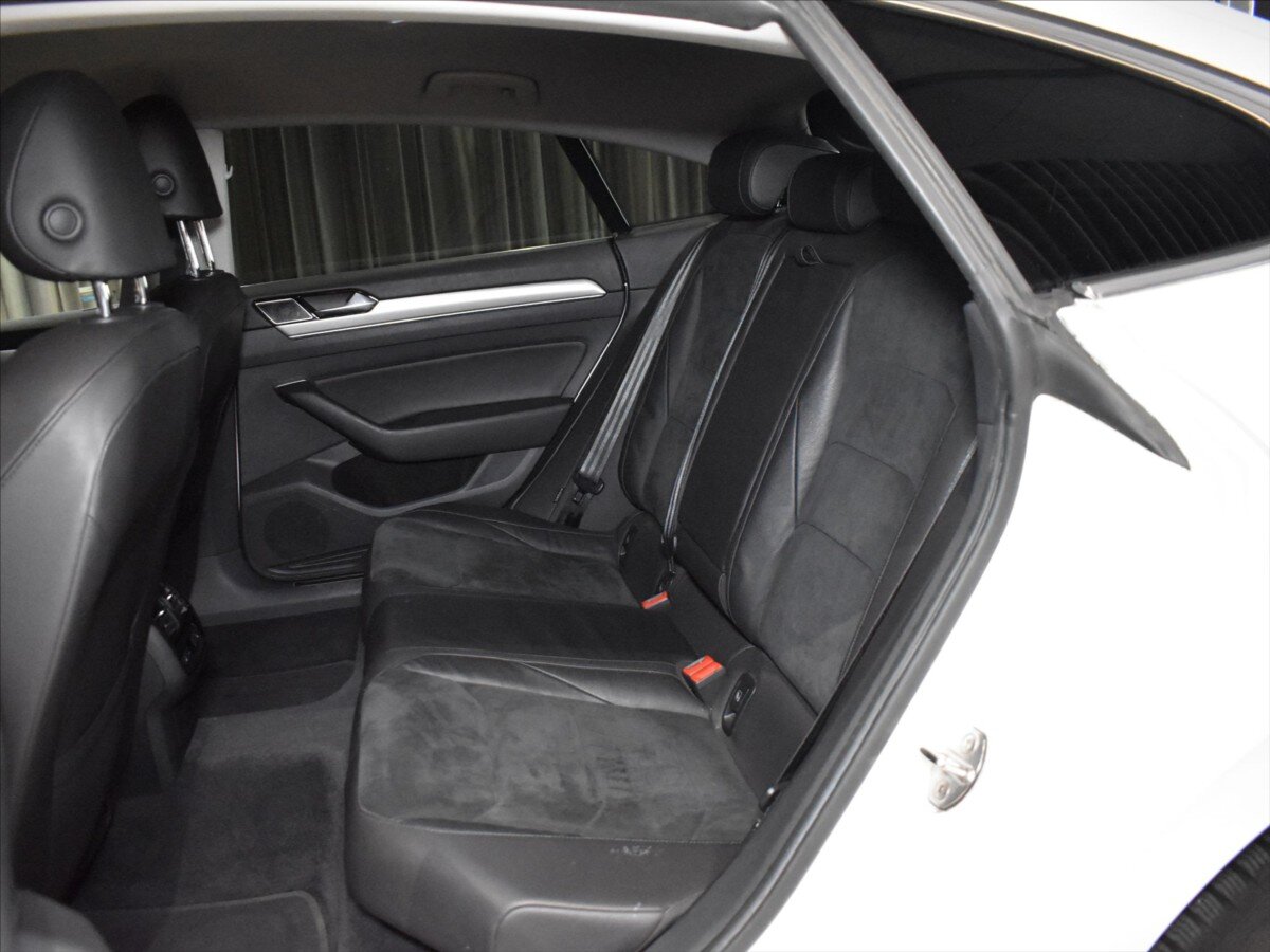 Volkswagen Arteon Liftback 2,0 l 176 kw