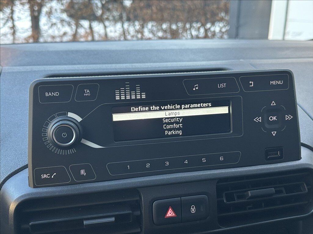 Peugeot Partner Skříň 1,5 l 75 kw