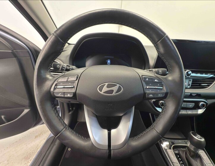 Hyundai i30 Kombi 998,0 73 kw