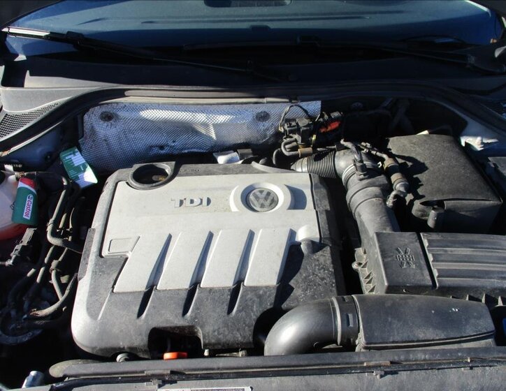 Volkswagen Tiguan SUV 2,0 l 103 kw