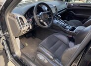 Porsche Cayenne SUV 3,0 l 184 kw