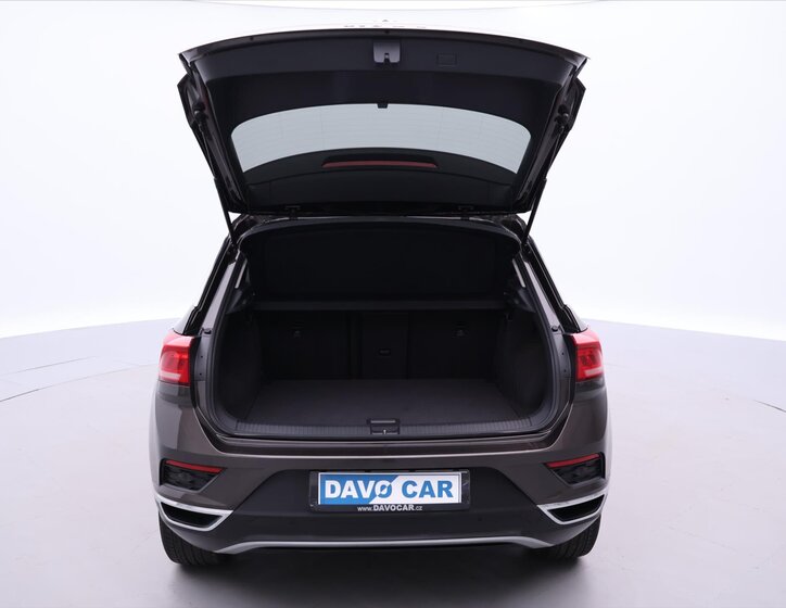 Volkswagen T-Roc SUV 1,5 l 110 kw