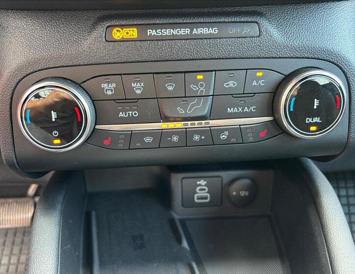 Ford Kuga SUV 2,0 l 88 kw