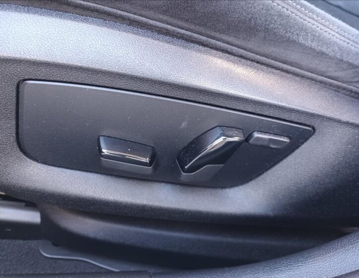 BMW Řada 5 Kombi 2,0 l 140 kw