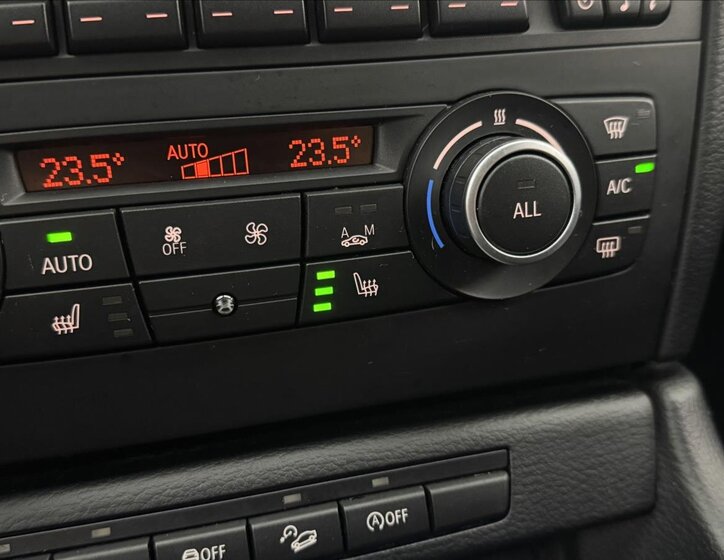 BMW X1 SUV / Terénní 2,0 l 105 kw