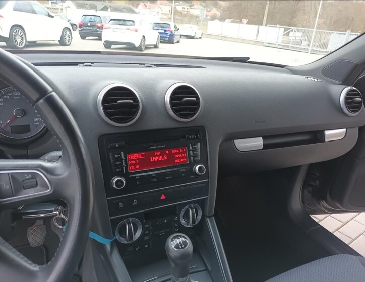 Audi A3 Hatchback 1,6 l 77 kw