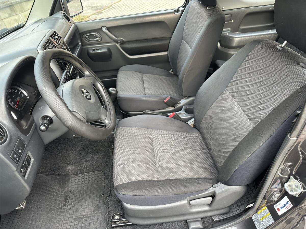 Suzuki Jimny SUV / Terénní 1,3 l 63 kw