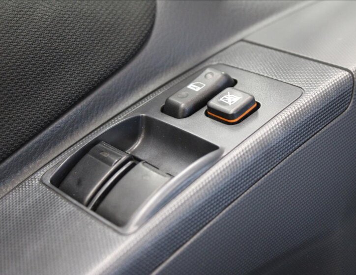 Toyota Corolla Verso Kombi 1,8 l 95 kw