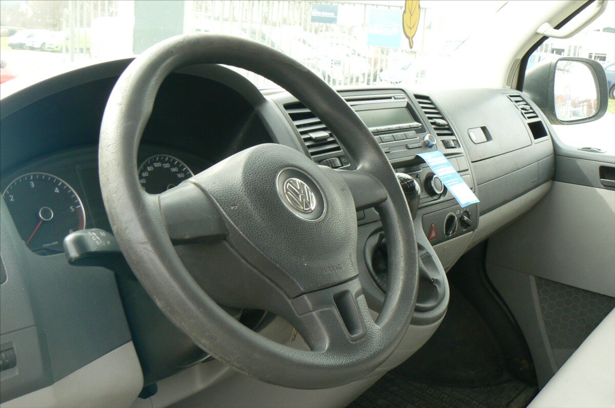 Volkswagen Transporter MPV 2,0 l 103 kw