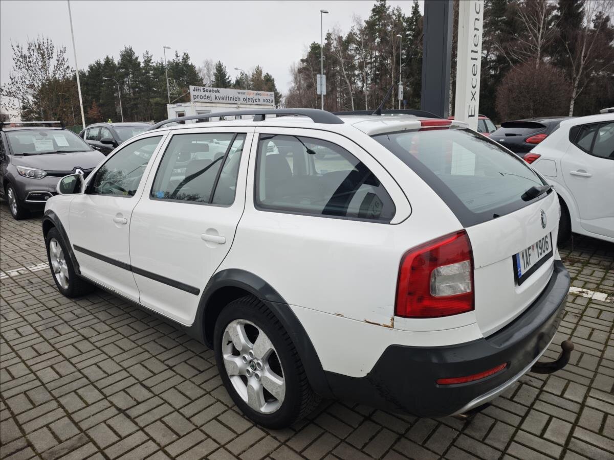 Škoda Octavia Kombi 2,0 l 103 kw