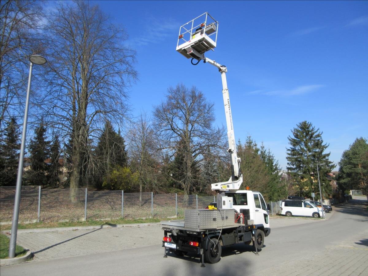 Multicar M 30 Valník 3,0 l 107 kw