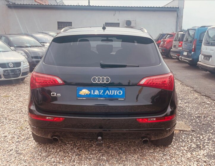 Audi Q5 SUV / Terénní 2,0 l 155 kw