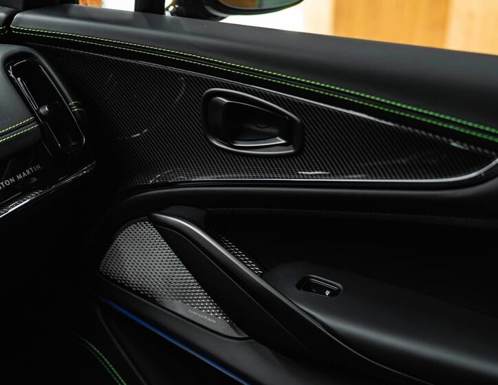 Aston Martin Ostatní 18