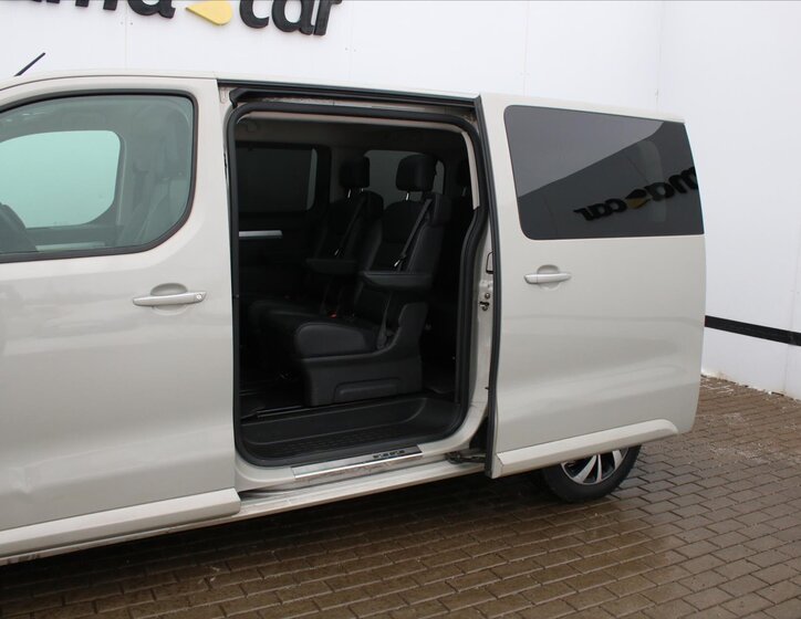 Citroën SpaceTourer MPV 2,0 l 130 kw