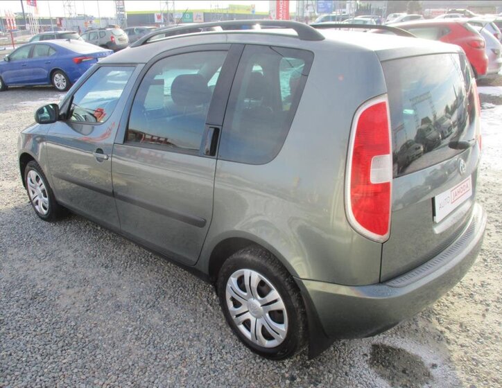 Škoda Roomster 7