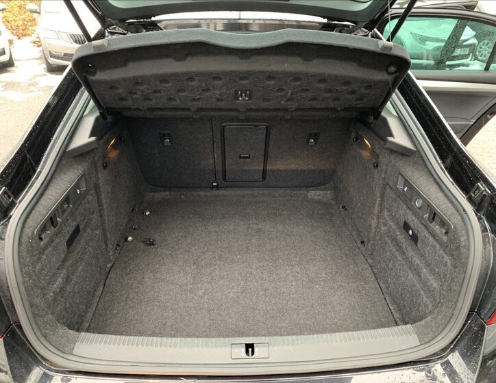 Škoda Superb Liftback 1,5 l 110 kw