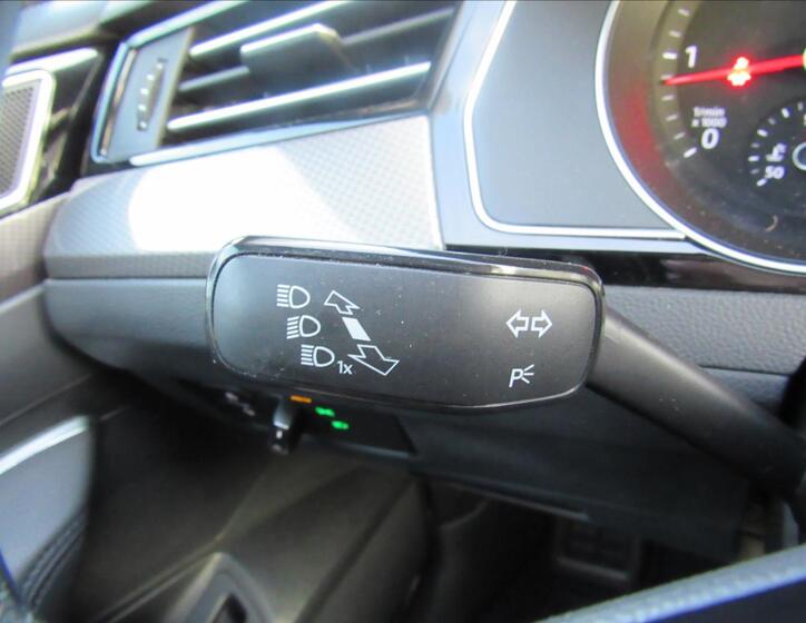 Volkswagen Passat 25