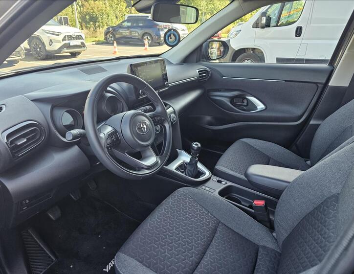 Toyota Yaris Cross 7