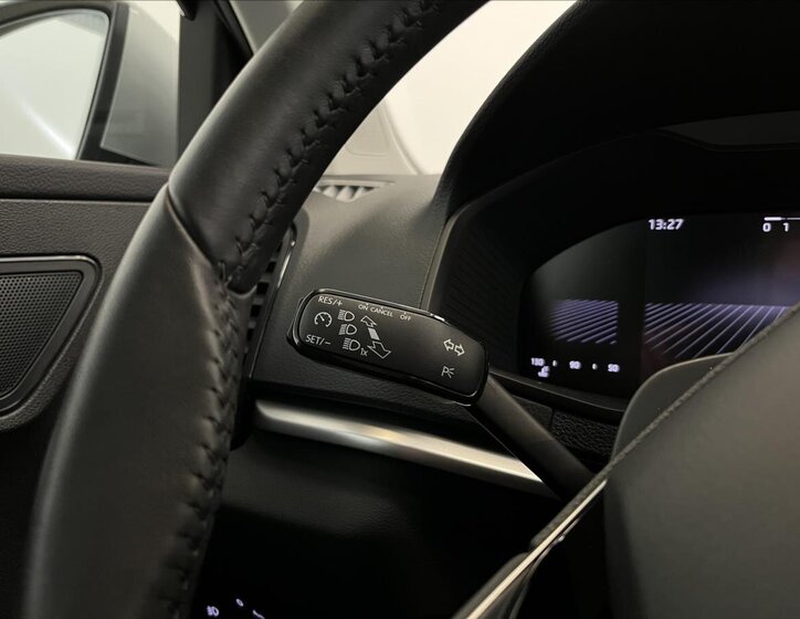 Škoda Karoq SUV 1,5 l 110 kw