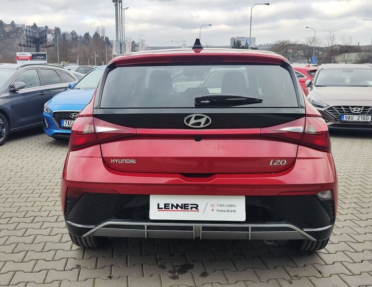 Hyundai i20 6