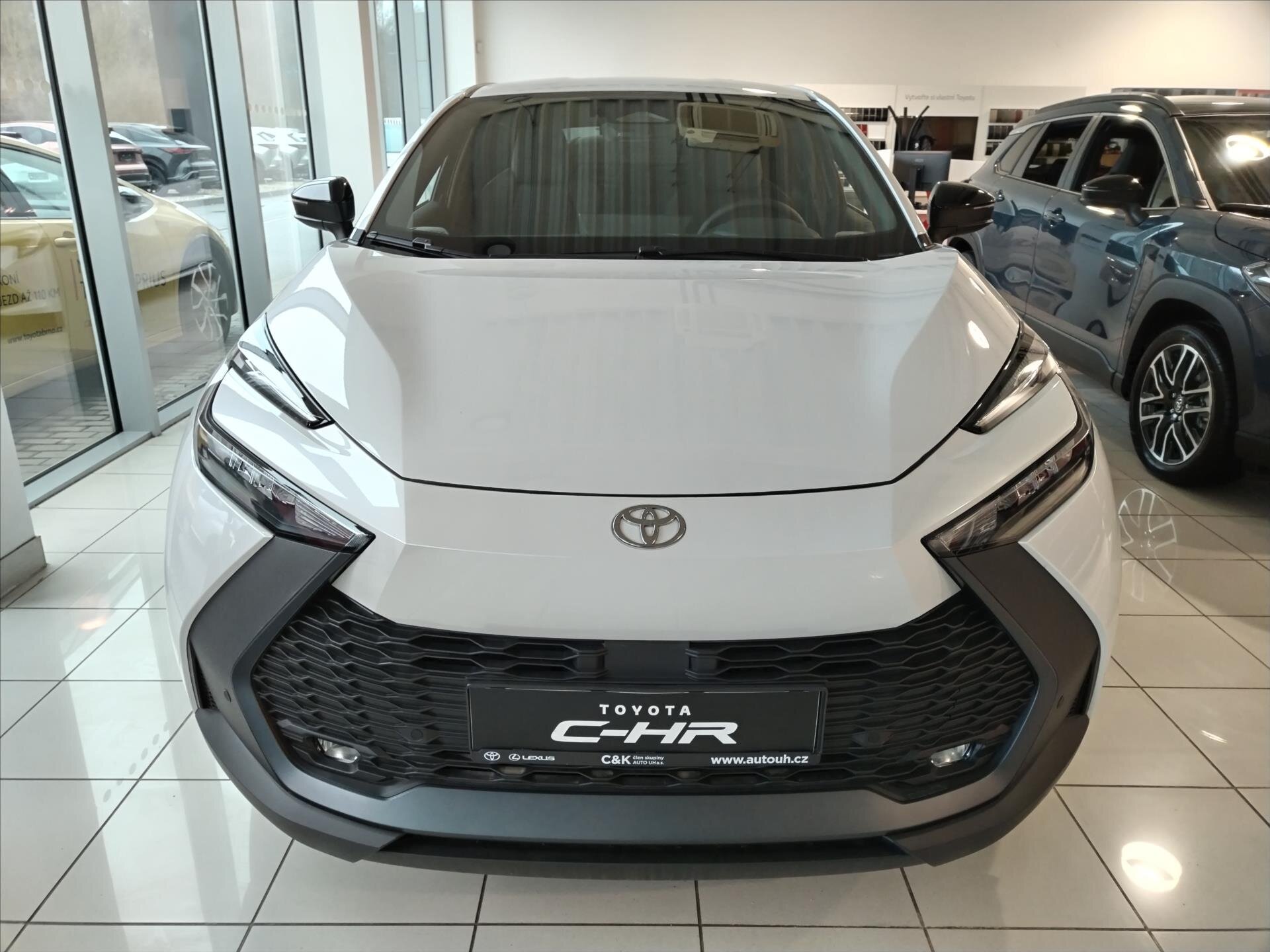 Toyota C-HR CUV / Crossover 0,0 162 kw