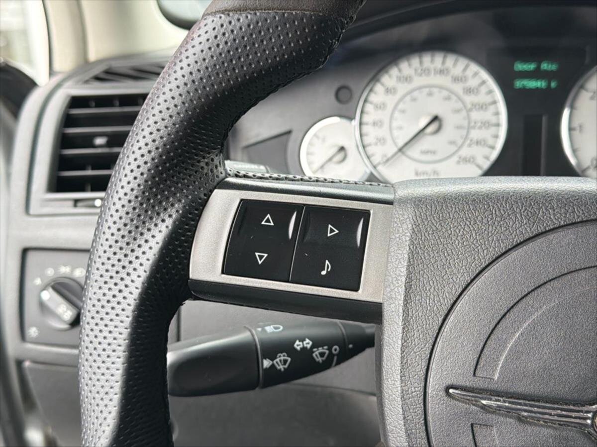 Chrysler 300C Kombi 3,0 l 160 kw