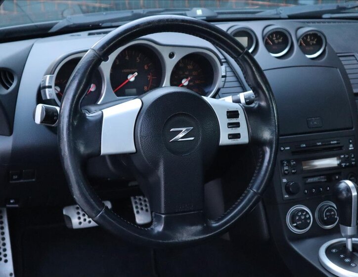 Nissan 350 Z Kupé 3,5 l 206 kw