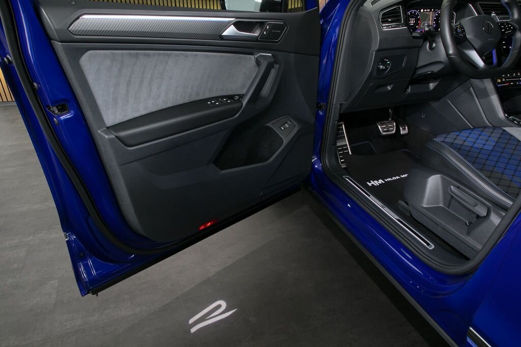 Volkswagen Tiguan SUV 2,0 l 235 kw