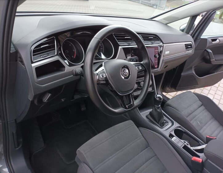 Volkswagen Touran MPV 2,0 l 110 kw