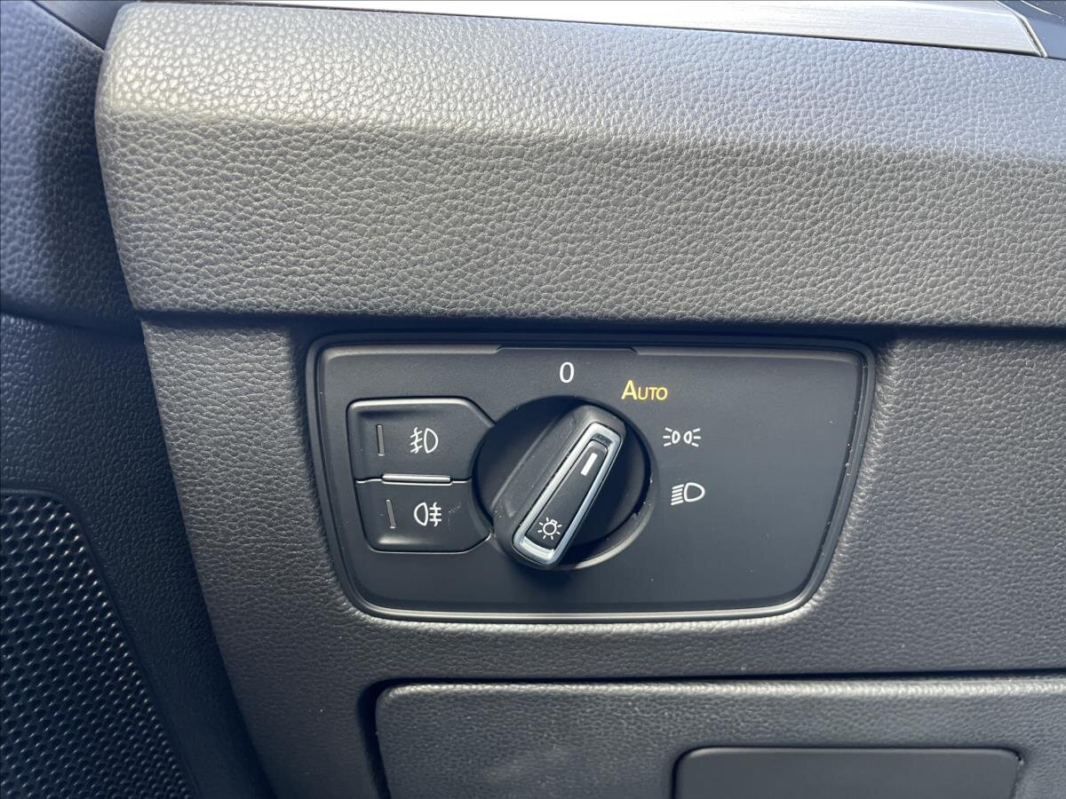 Volkswagen Passat Kombi 2,0 l 110 kw