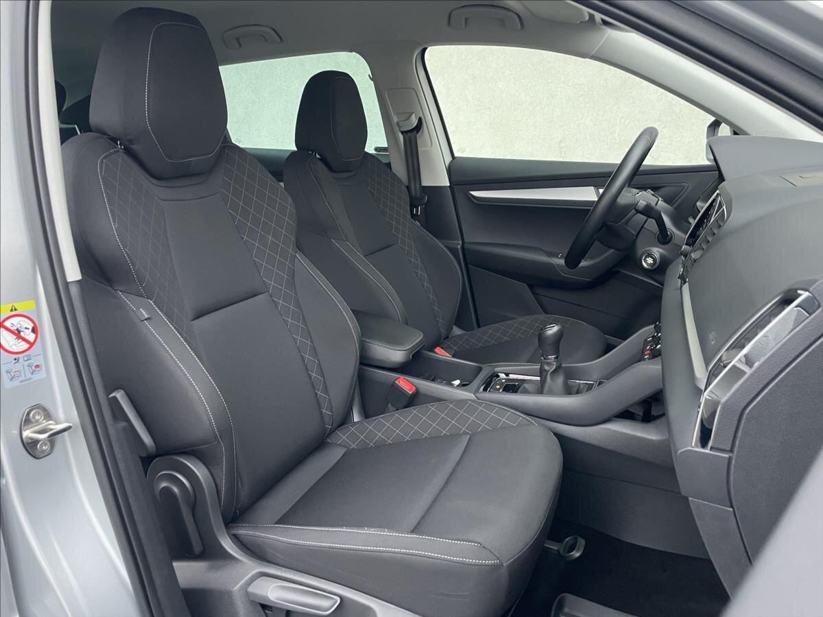 Škoda Karoq SUV 999,0 81 kw