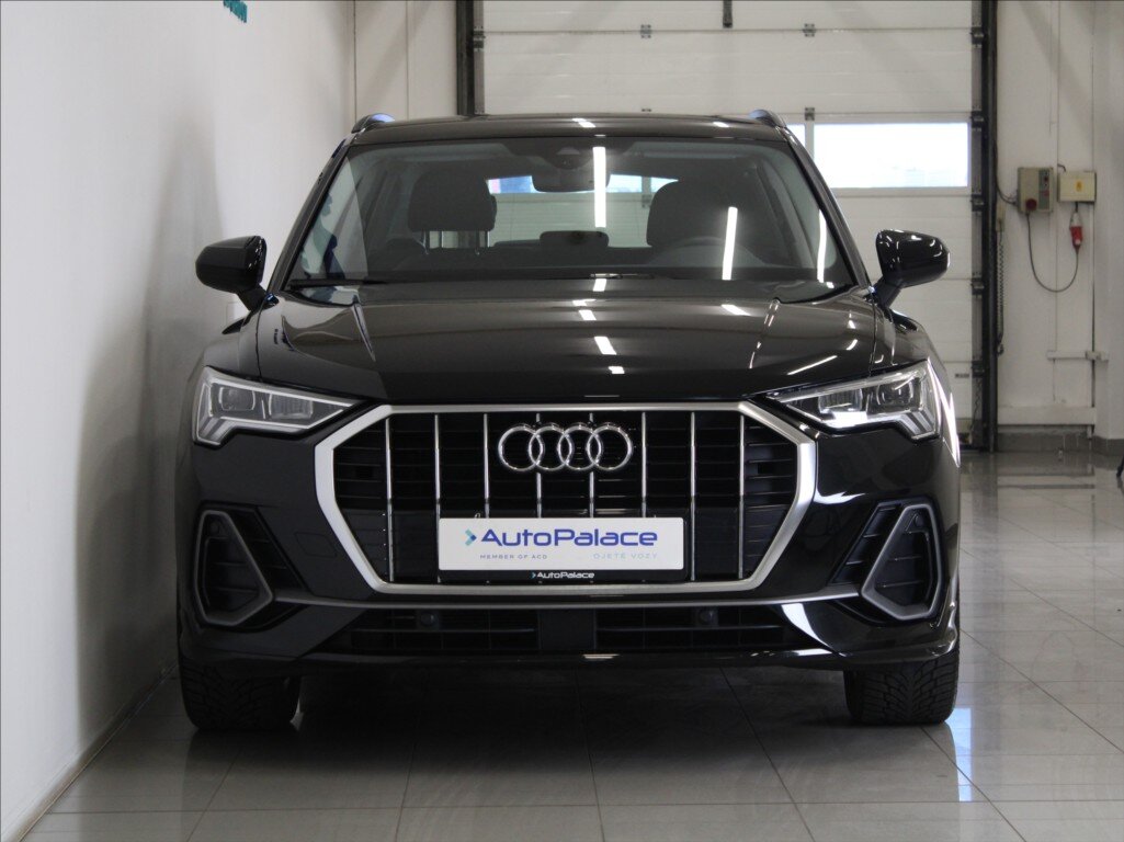 Audi Q3 SUV / Terénní 2,0 l 110 kw