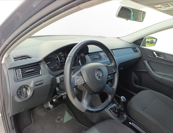 Škoda Rapid Hatchback 1,2 l 63 kw