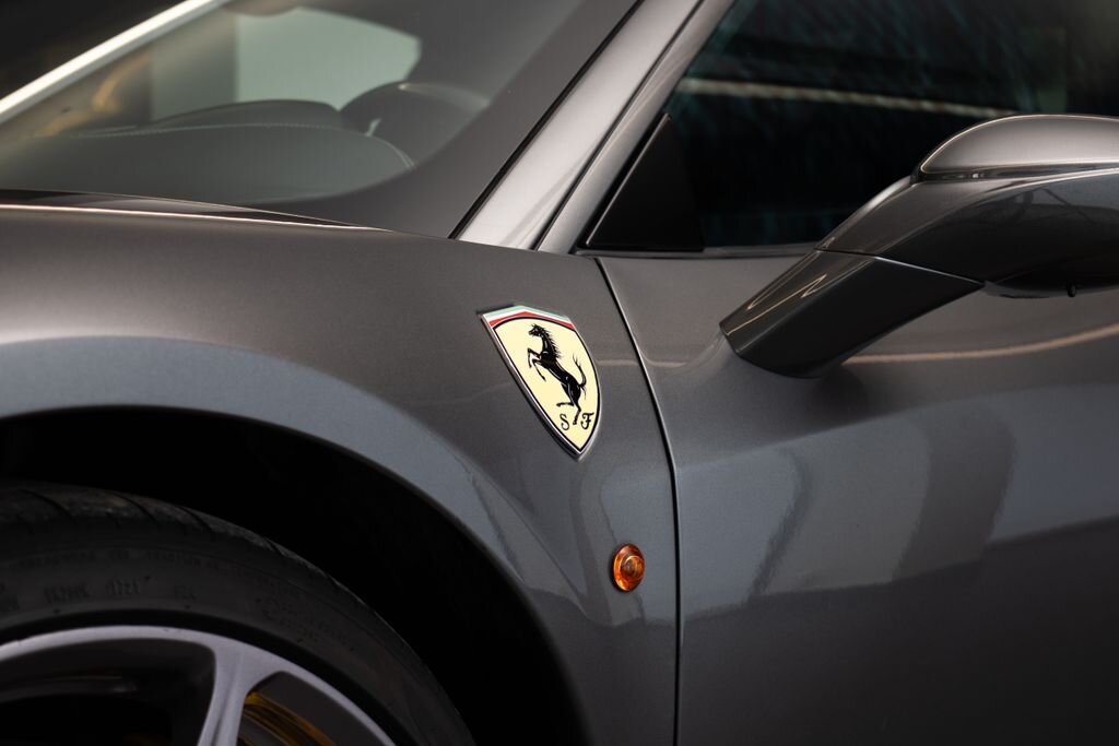 Ferrari 458 Kupé 4,5 l 416 kw