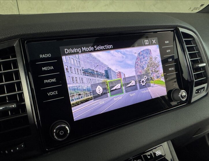 Škoda Karoq SUV / Terénní 2,0 l 85 kw