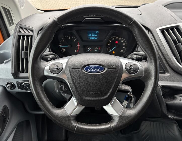 Ford Transit Valník 2,0 l 96 kw