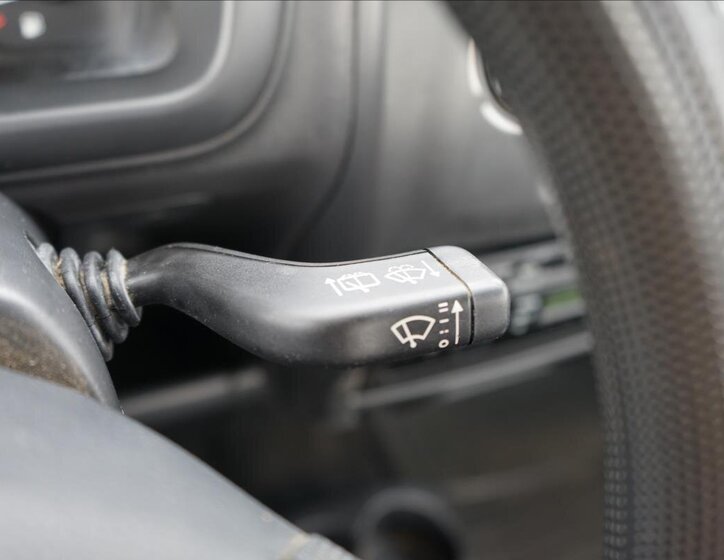 Opel Agila Hatchback 998,0 44 kw