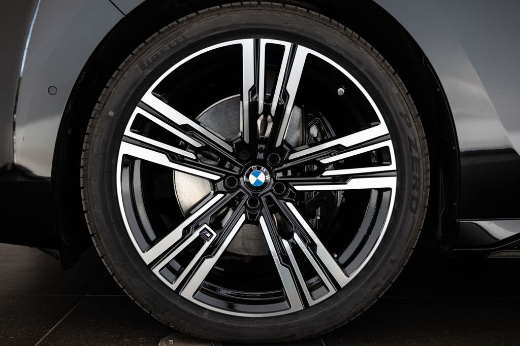 BMW Řada 7 Sedan / Limuzína 3,0 l 220 kw