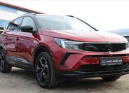 Opel Grandland SUV 1,2 l 96 kw