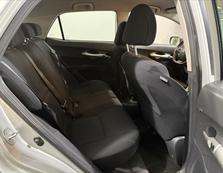 Toyota Auris Hatchback 1,8 l 73 kw