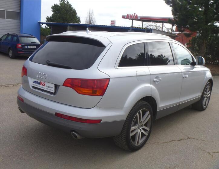 Audi Q7 SUV 3,0 l 176 kw