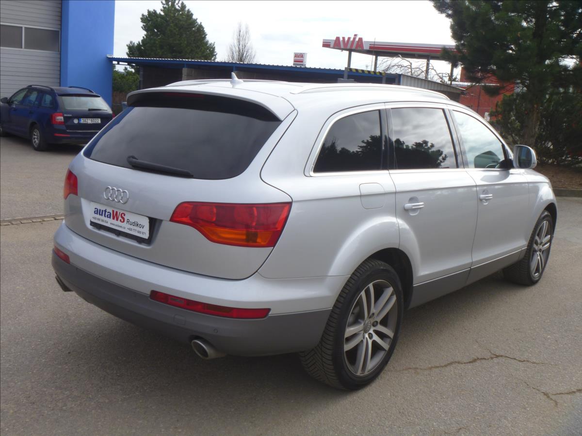 Audi Q7 SUV 3,0 l 176 kw