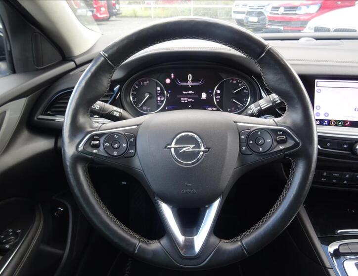 Opel Insignia 30