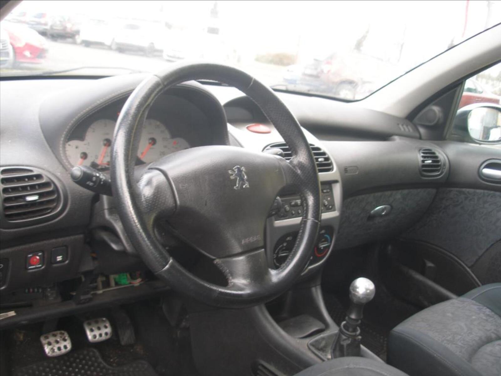 Peugeot 206 5