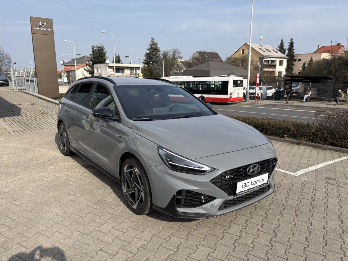 Hyundai i30 Kombi 1,5 l 103 kw