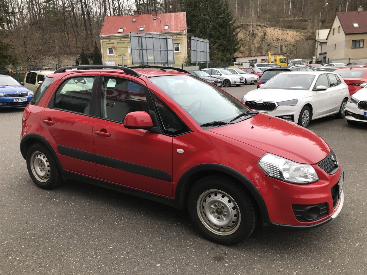 Suzuki SX4 Hatchback 1,6 l 79 kw