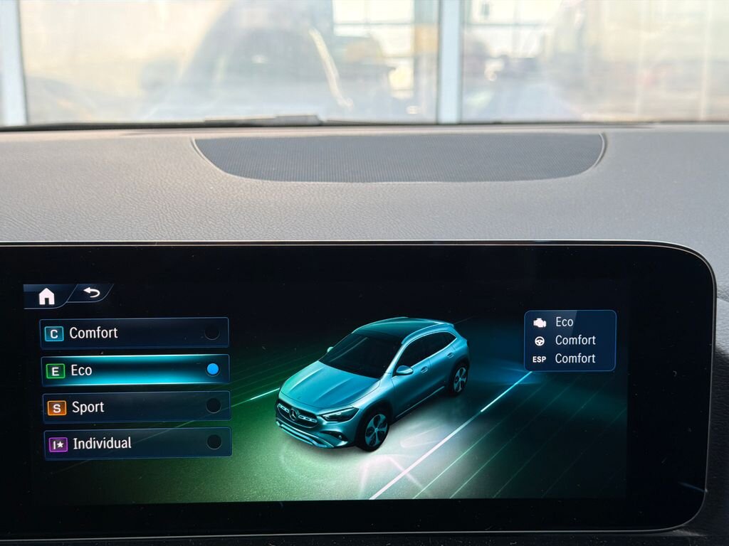 Mercedes-Benz GLA SUV / Terénní 2,0 l 85 kw