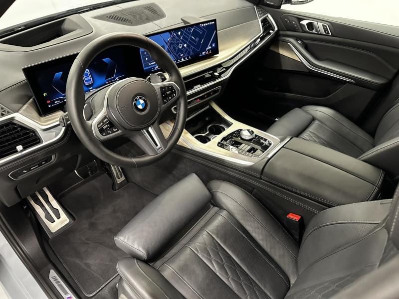 BMW X7 SUV 4,4 l 390 kw