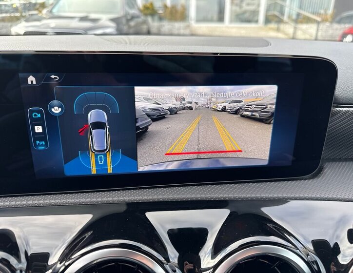 Mercedes-Benz Třídy A Hatchback 1,3 l 120 kw